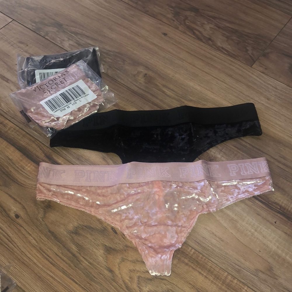 4 PINK VS VELOUR THONGS